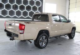 Thumbnail of 2017 Toyota Tacoma