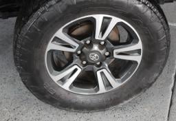 Thumbnail of 2017 Toyota Tacoma