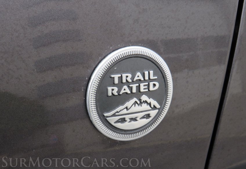 2015 Jeep Grand Cherokee - Image 29