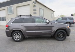 2015 Jeep Grand Cherokee - Image 13