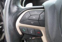 2015 Jeep Grand Cherokee - Image 42