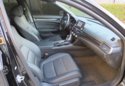 2021 Honda Accord - Image 30