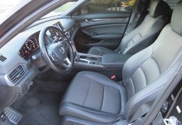 2021 Honda Accord - Image 25