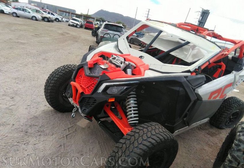 2021 Can-Am MAVERICK X3 X RC - Image 2