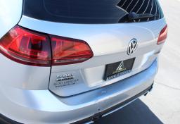 Thumbnail of 2017 Volkswagen Golf Alltrack