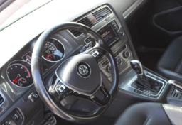 Thumbnail of 2017 Volkswagen Golf Alltrack