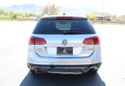 Thumbnail of 2017 Volkswagen Golf Alltrack
