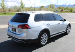 Thumbnail of 2017 Volkswagen Golf Alltrack