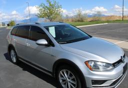 Thumbnail of 2017 Volkswagen Golf Alltrack