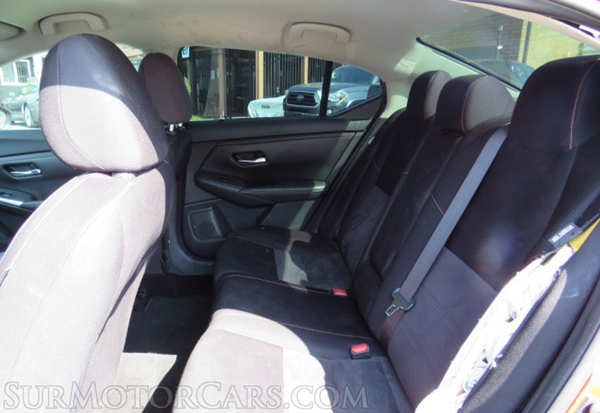 2020 Nissan Sentra - Image 29