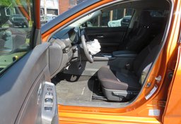 2020 Nissan Sentra - Image 24