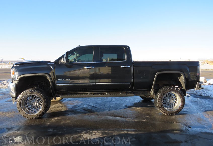 2015 GMC Sierra 3500HD - Image 9