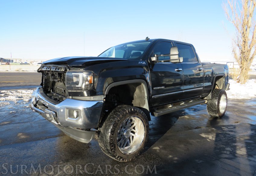 2015 GMC Sierra 3500HD - Image 3