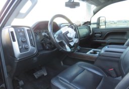 2015 GMC Sierra 3500HD - Image 27