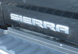 2015 GMC Sierra 3500HD - Image 21