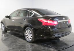 Thumbnail of 2016 Nissan Altima