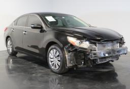 Thumbnail of 2016 Nissan Altima