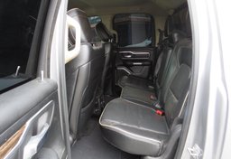 2019 Ram 1500 - Image 33