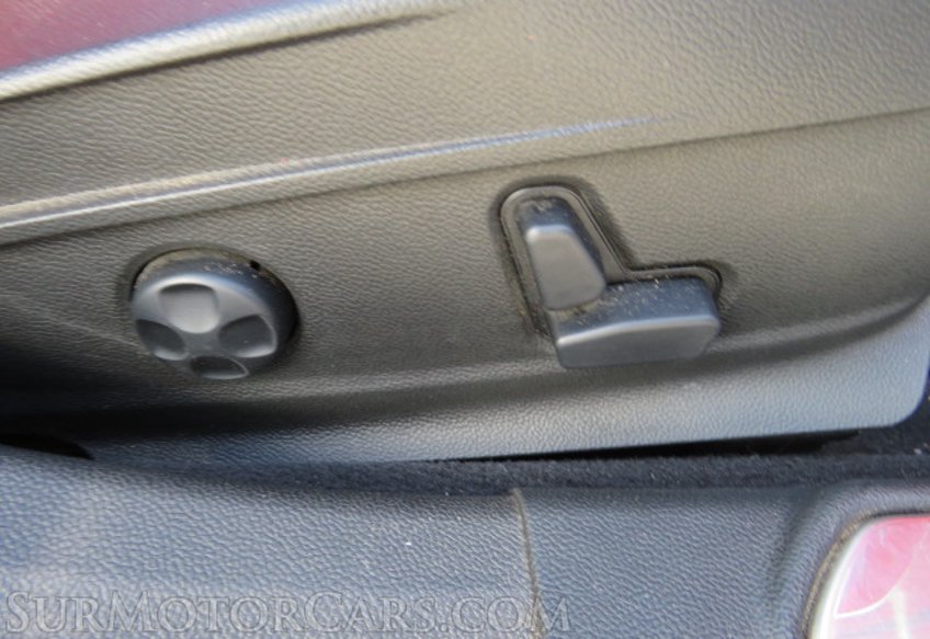 2017 Alfa Romeo Giulia - Image 43