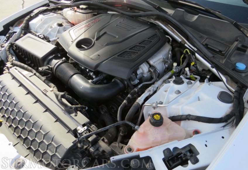 2017 Alfa Romeo Giulia - Image 45