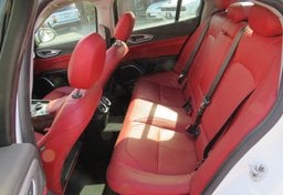 2017 Alfa Romeo Giulia - Image 29