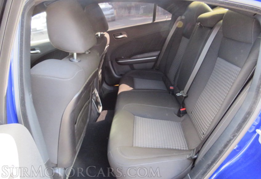 2021 Dodge Charger - Image 29