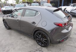 2022 Mazda Mazda3 Hatchback - Image 7