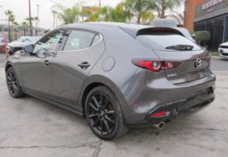 2022 Mazda Mazda3 Hatchback - Image 9