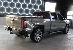 2017 GMC Sierra 1500 Denali - Image 5