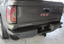 2017 GMC Sierra 1500 Denali - Image 23