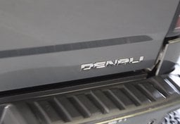 2017 GMC Sierra 1500 Denali - Image 21