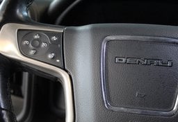 2017 GMC Sierra 1500 Denali - Image 38
