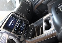 2017 GMC Sierra 1500 Denali - Image 41