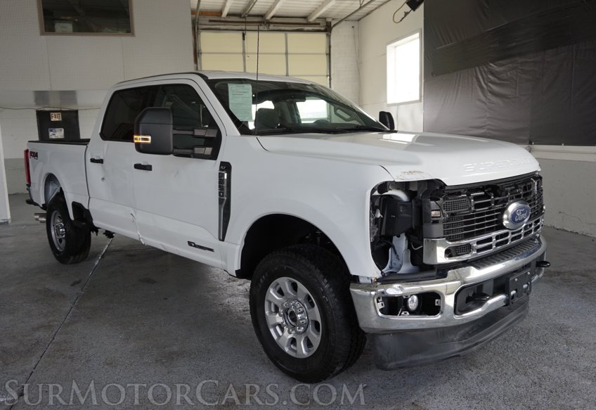 2024 Ford F-250 Super Duty - Image 2