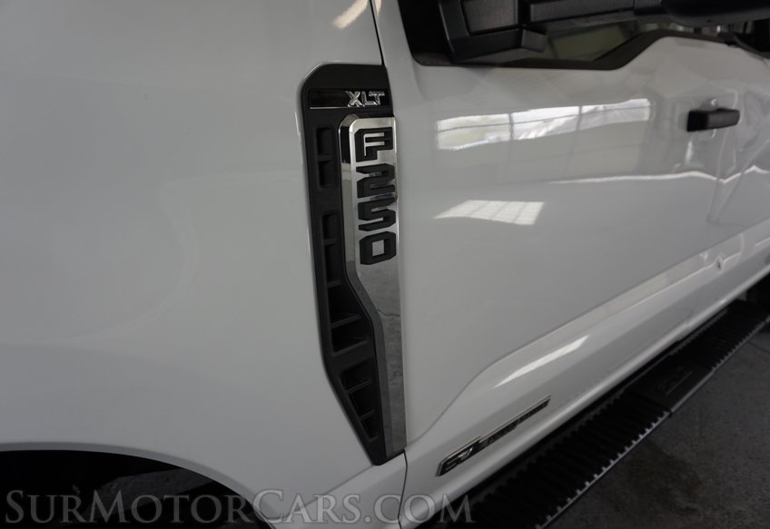 2024 Ford F-250 Super Duty - Image 30