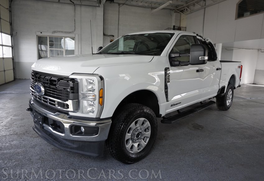 2024 Ford F-250 Super Duty - Image 3