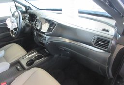 2023 Honda Passport - Image 27