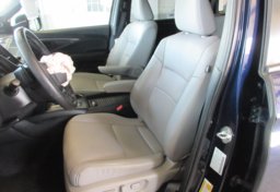 2023 Honda Passport - Image 30