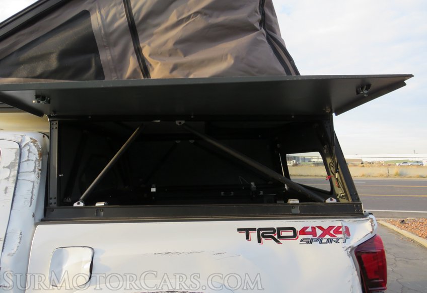 2022 Toyota Tacoma 4WD - Image 39