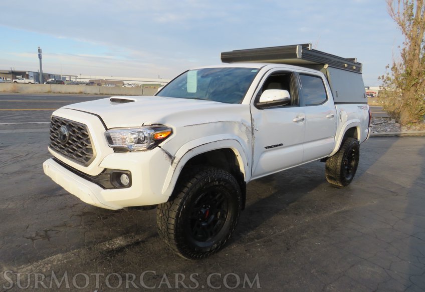 2022 Toyota Tacoma 4WD - Image 4