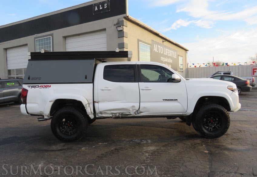 2022 Toyota Tacoma 4WD - Image 16