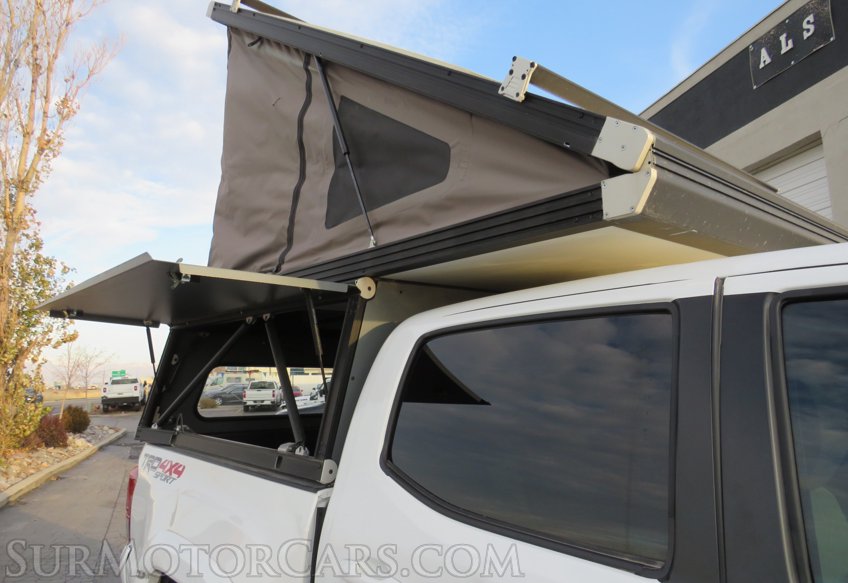 2022 Toyota Tacoma 4WD - Image 34