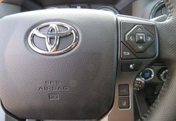2022 Toyota Tacoma 4WD - Image 71
