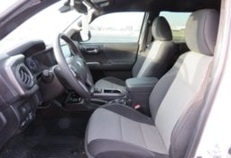 2022 Toyota Tacoma 4WD - Image 63