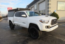 2022 Toyota Tacoma 4WD - Image 7