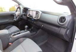 2022 Toyota Tacoma 4WD - Image 60