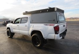 2022 Toyota Tacoma 4WD - Image 11