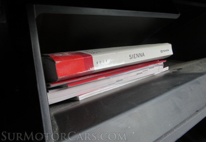 2022 Toyota Sienna - Image 20