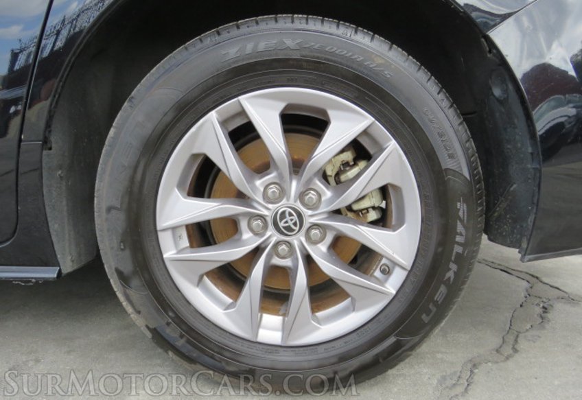 2022 Toyota Sienna - Image 17