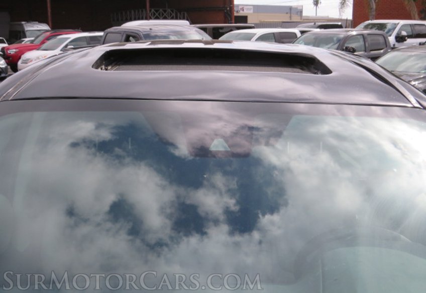 2022 Toyota Sienna - Image 16